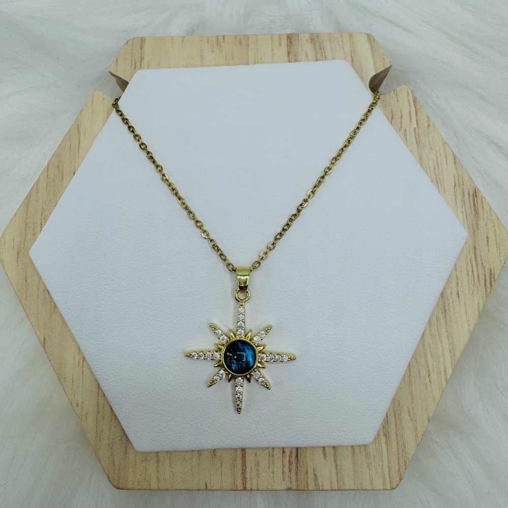 Northern Star Pendant Necklace with Sparkling Zirconia